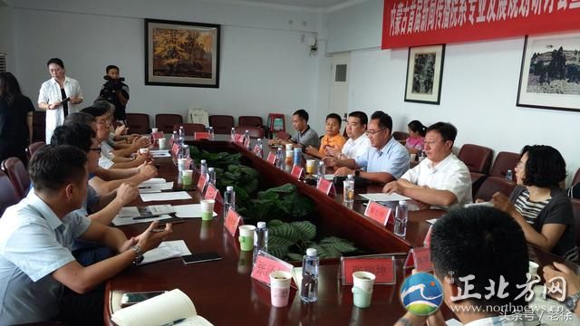内蒙古新闻传播学高等教育联盟在我院成立 陶格图任会长 江鸿任秘书长